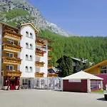 Wellness- Und Schneesporthotel Christiania Saas-Almagell