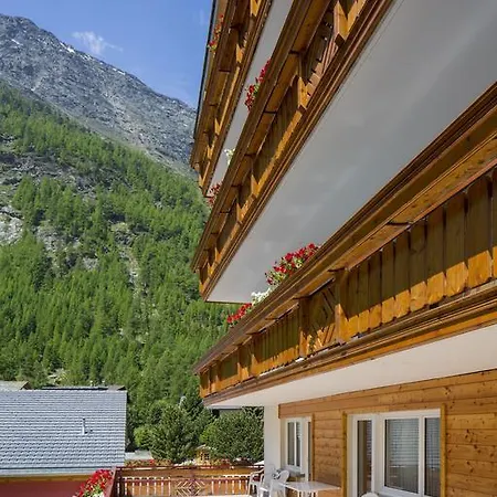 Wellness- Und Schneesporthotel Christiania Hotell Saas-Almagell