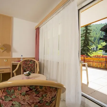 호텔 Wellness- Und Schneesporthotel Christiania 3*