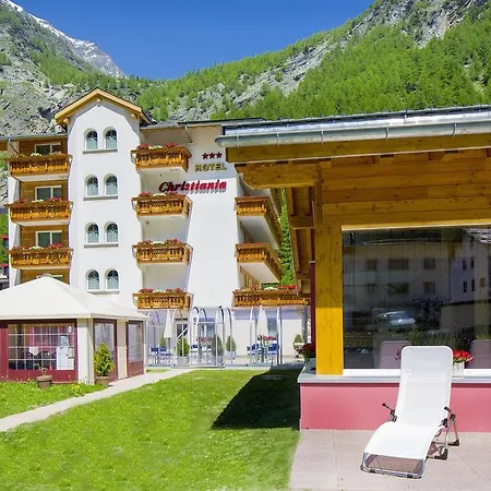 호텔 Wellness- Und Schneesporthotel Christiania 사스-알마겔