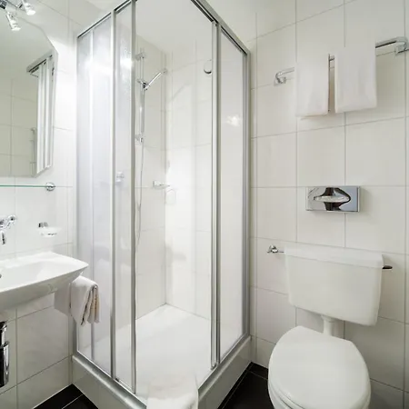 Wellness- Und Schneesporthotel Christiania Hotell Saas-Almagell